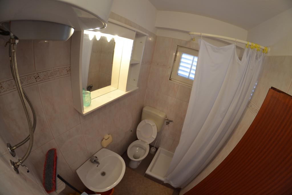 Apartment Beg Rab Town Phòng bức ảnh